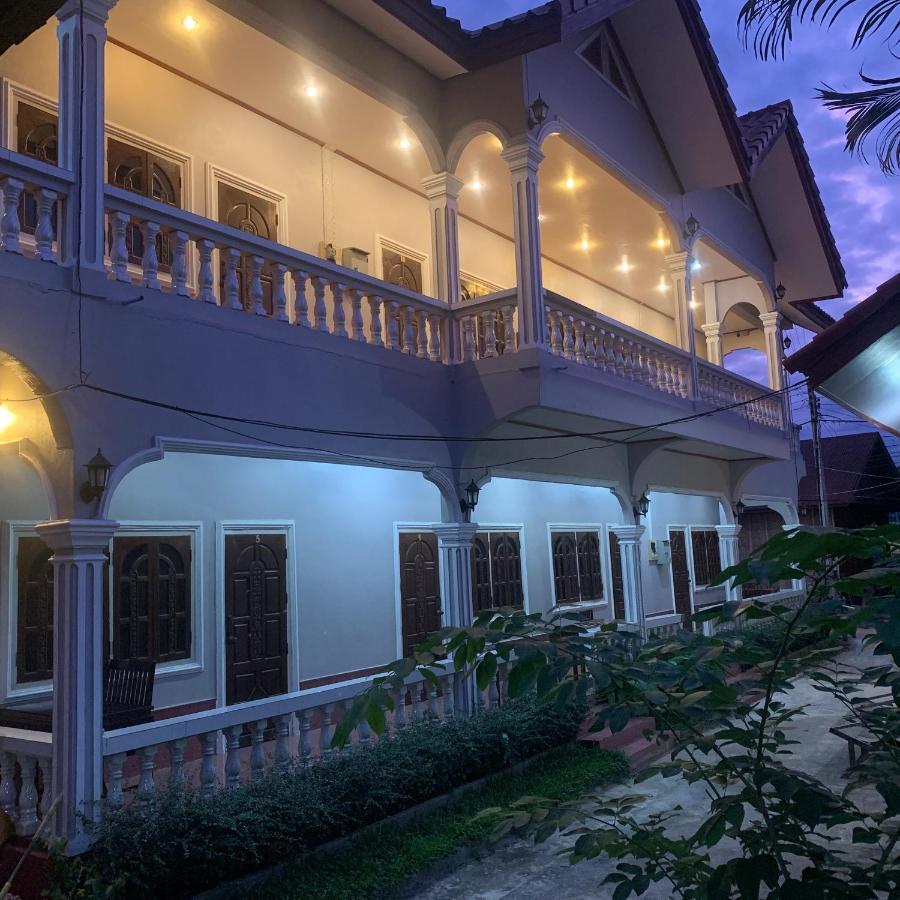 Dalom Guesthouse Дон-Дет Екстер'єр фото